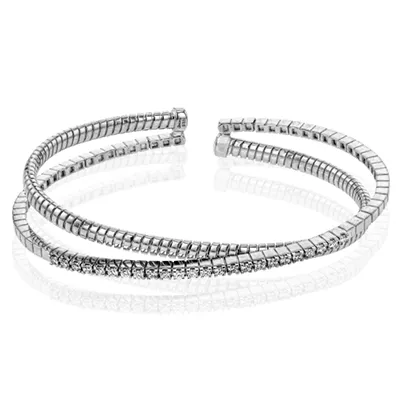 Bangle in 18k Gold with Diamonds