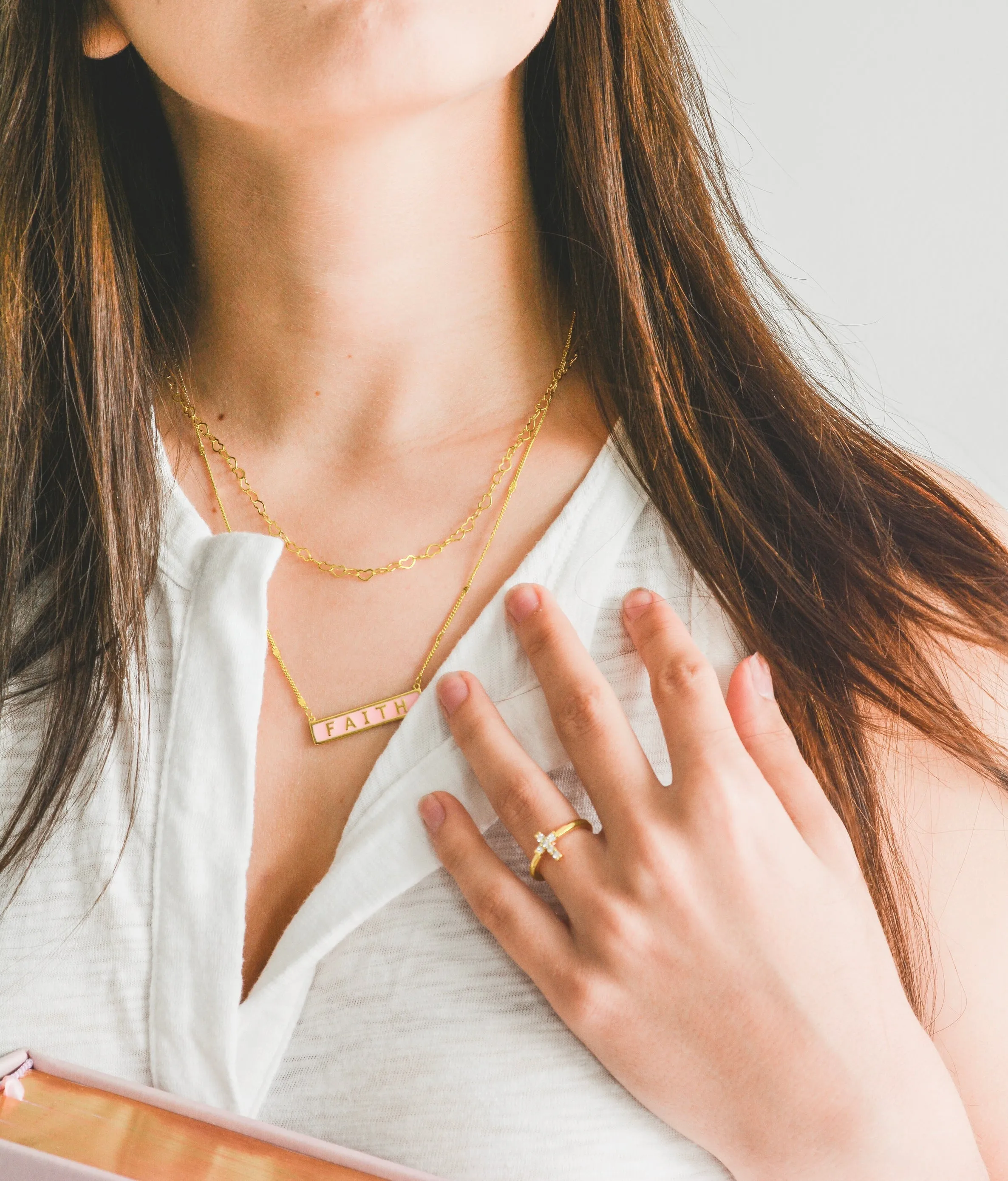 Faith Bar Necklace in Pink