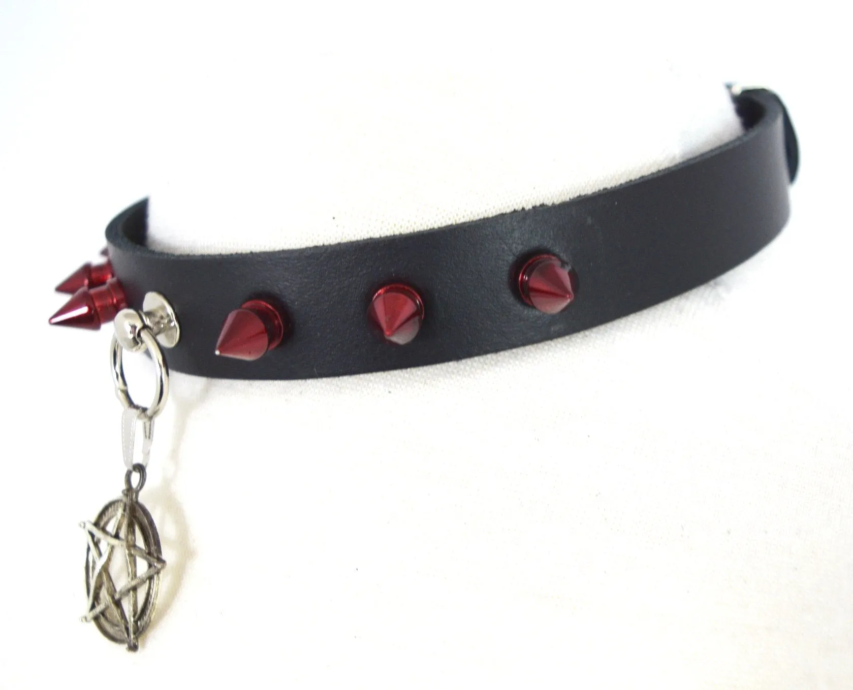 Gothic Punk Rock Emo Pentagram Charm Rivet Red Spikes Leather Choker Collar Necklace