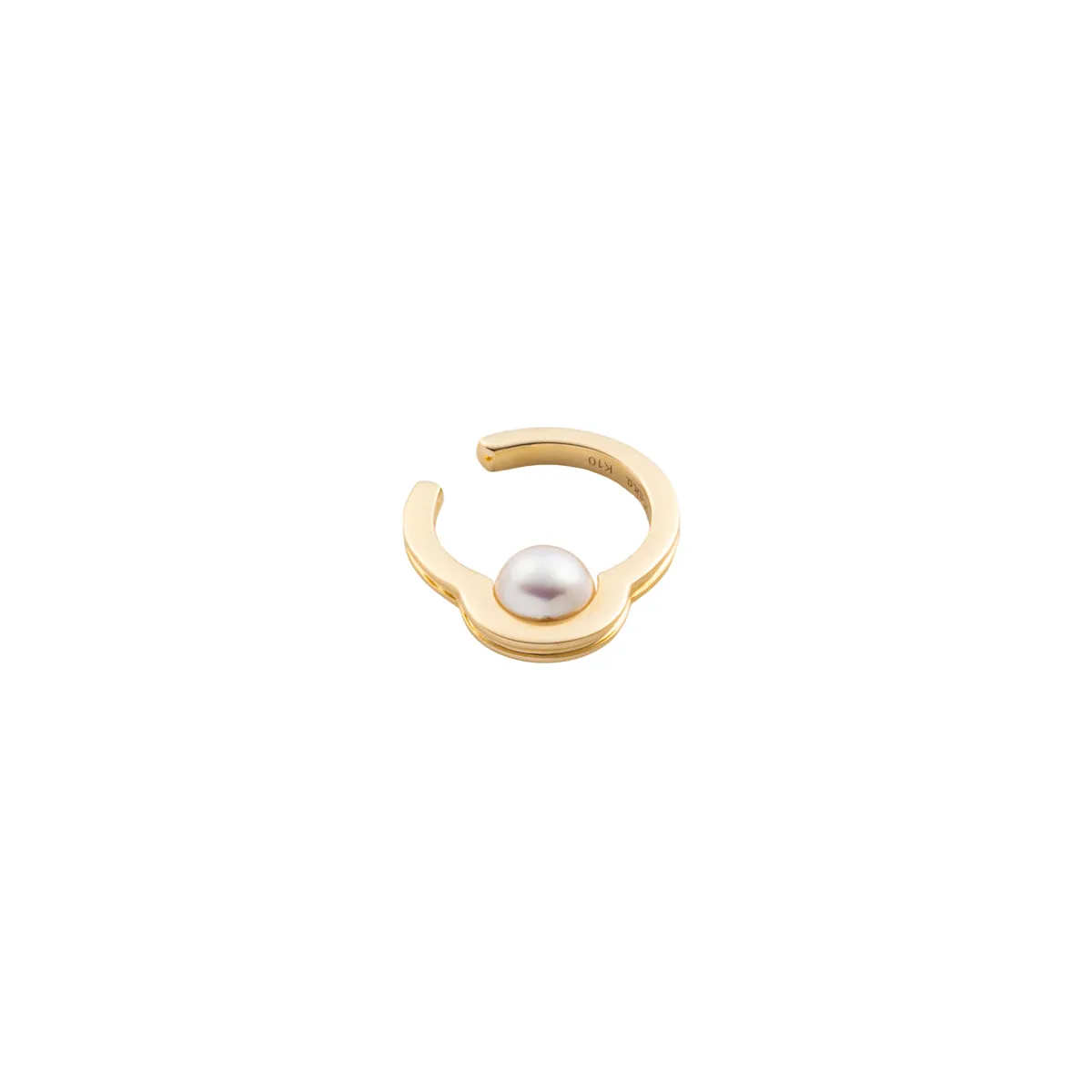 "Mini Beluga" Pearl Ear Cuff