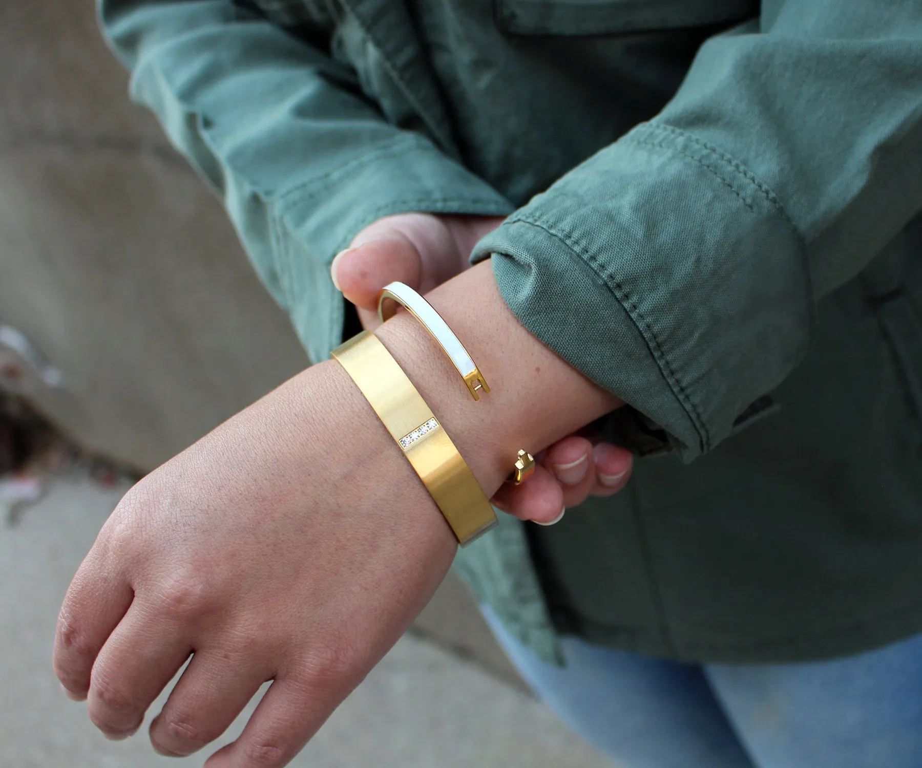 Star Bangle Gold Cuff Bracelet