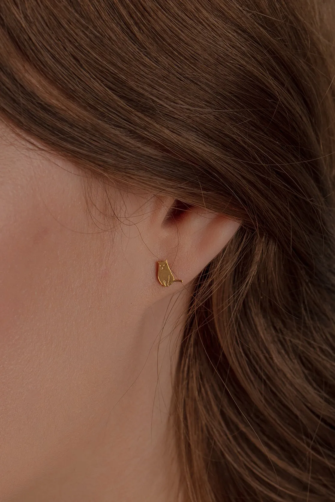 Tiny Sitting Cat Stud Earrings