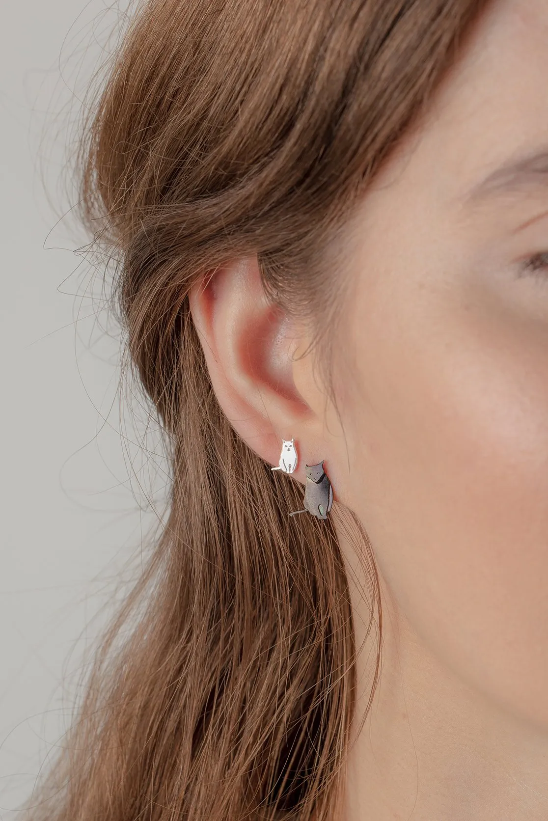 Tiny Sitting Cat Stud Earrings